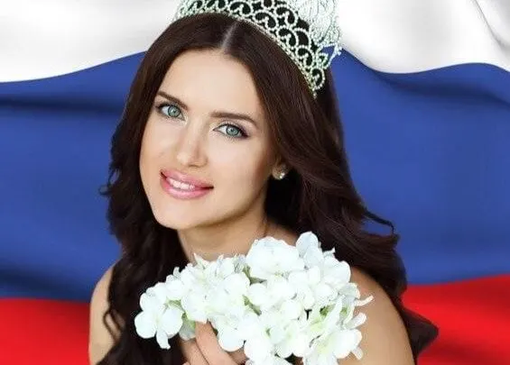 صور Yulia Ioannina سيدة جمال العالم