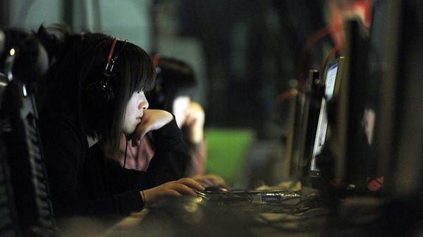 اخبار التقنية: الصين تحذف اكثر من 60 الف حساب على الإنترنت بسبب الارهاب و سكس والترويج01-03-2015-576676
