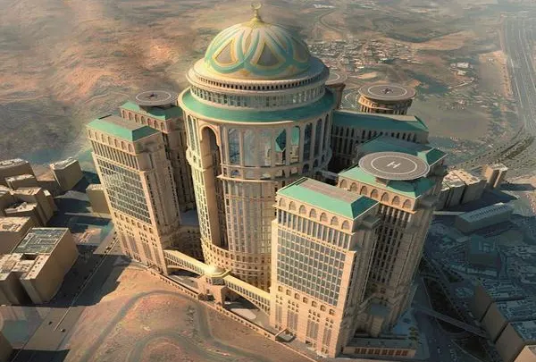 صور اكبر فندق وقبة في العالم في مكة السعودية السياحة في السعودية مكة 2015