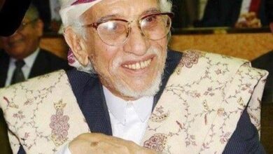 وفاة الأديب والشاعر اليمني مطهر علي الإرياني اليوم 2