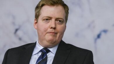 استقالة رئيس الوزراء الإيسلندي على خليفة وثائق بنما 3