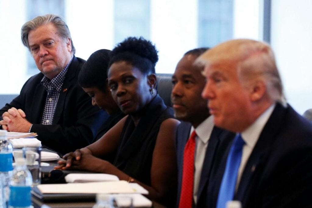 ستيفن بانون Steve Bannon مستشار ترامب