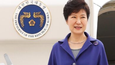 برلمان كوريا الجنوبية يقرر عزل رئيسة البلاد بارك غيون هاي بتوجيه إتهامات لها 1