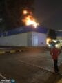 سبب صور حريق مجمع اكسترا جدة التحلية السعودية 13