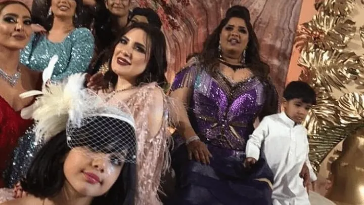 صورة منى بنت الهام الفضالة ذات العمر 16 عام زواج منى العتيبي