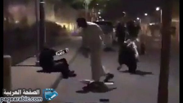 فيديو رجل يعتدي على بنت
