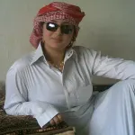 صورة بنت فس بوك باللبس الخليجي الثور والشال